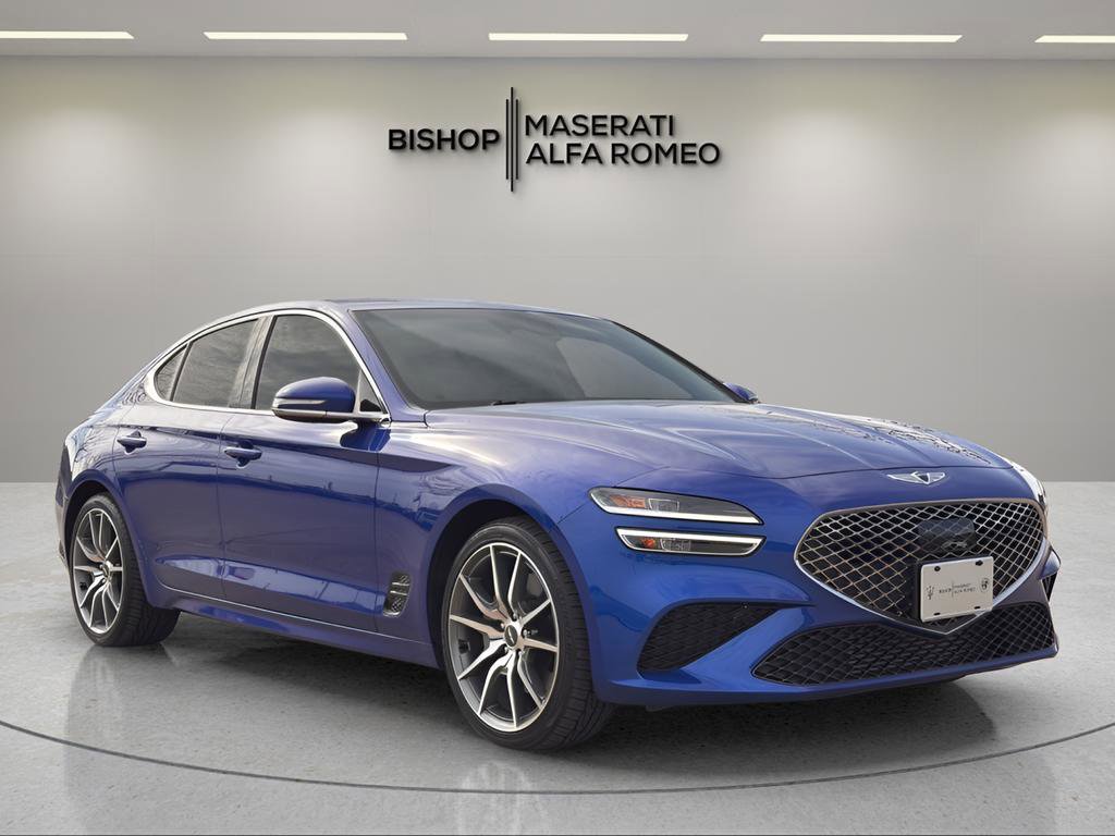 Used 2023 Genesis G70 3.3T image 1