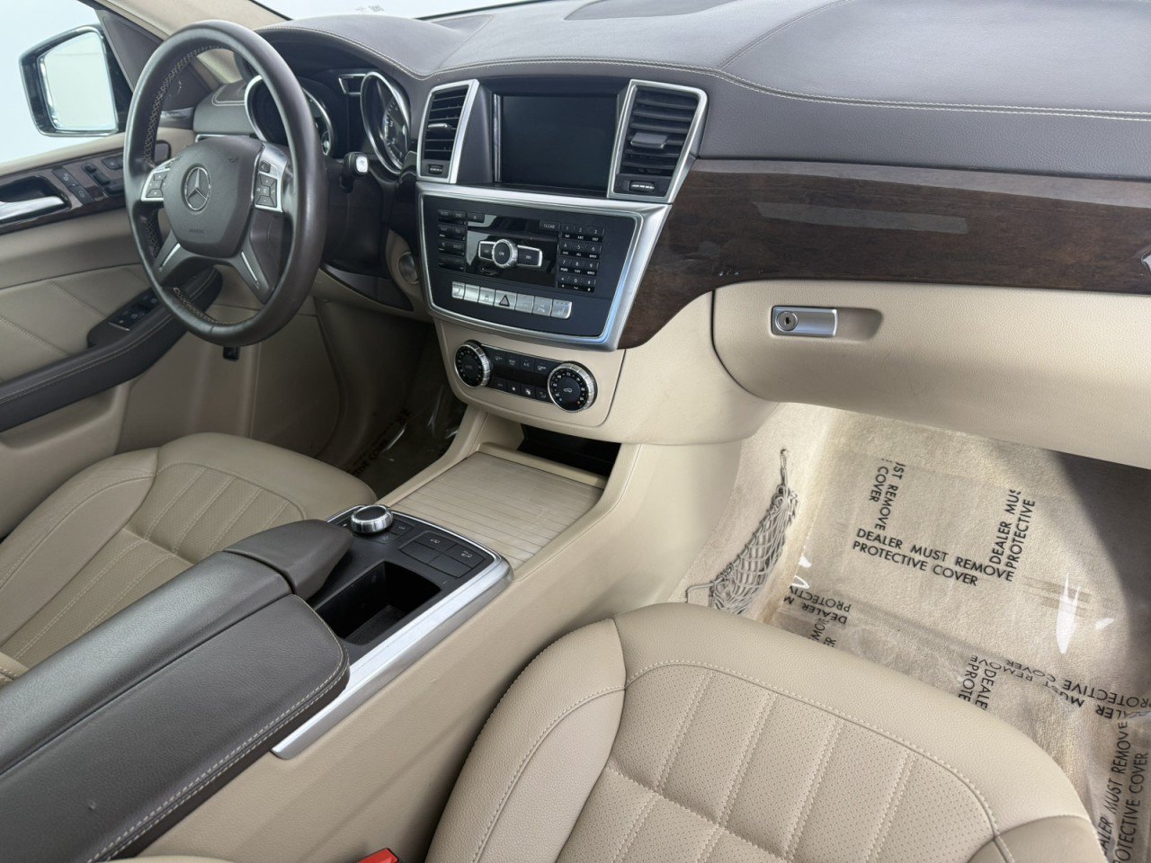 Used 2015 Mercedes-Benz GL 450 4MATIC image 11