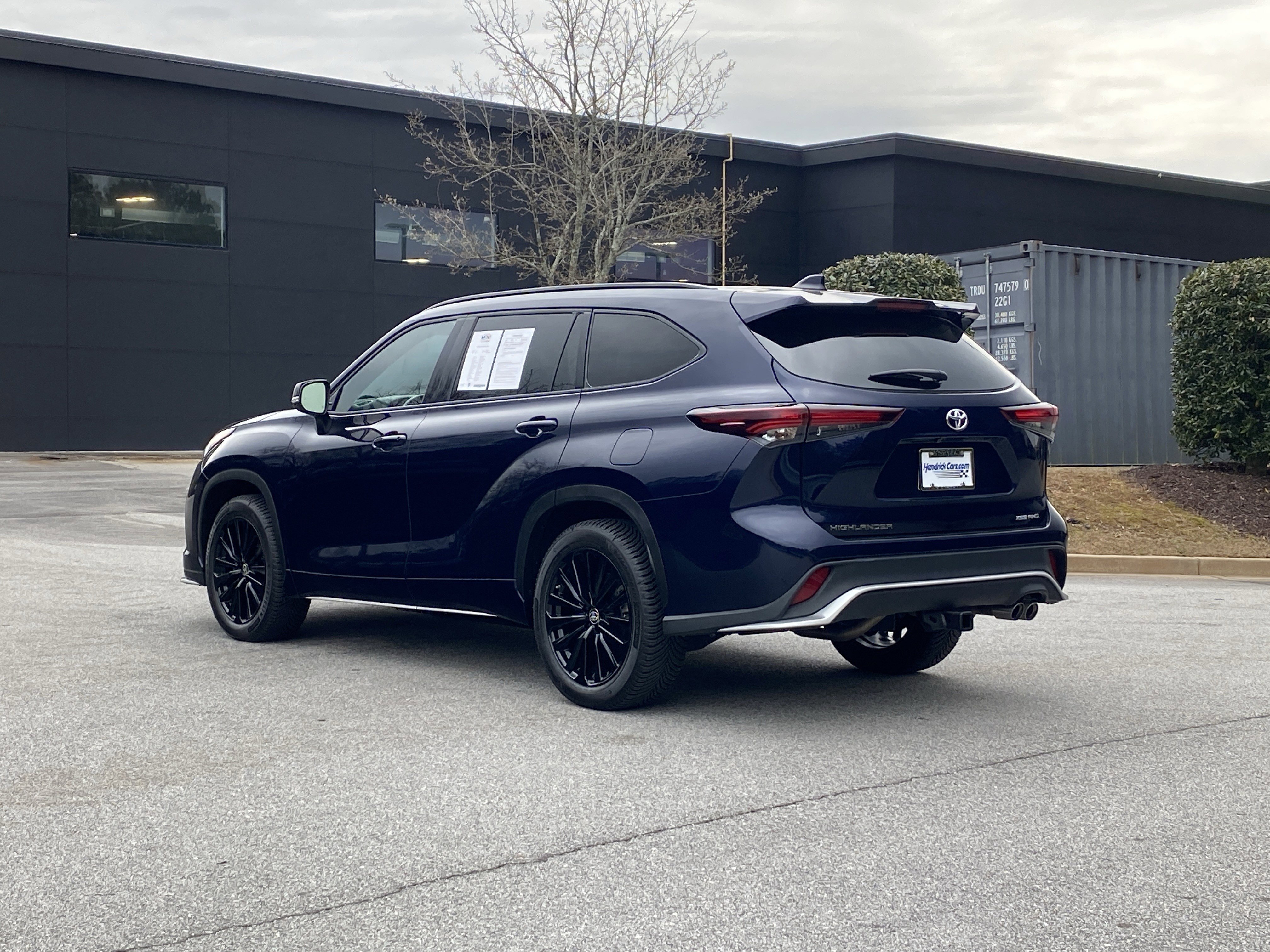 Used 2024 Toyota Highlander XSE image 36