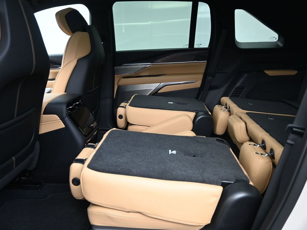 New 2026 Cadillac Escalade IQ Luxury 2 image 16