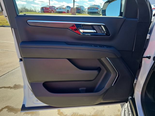 New 2026 Chevrolet Suburban LS RWD image 22