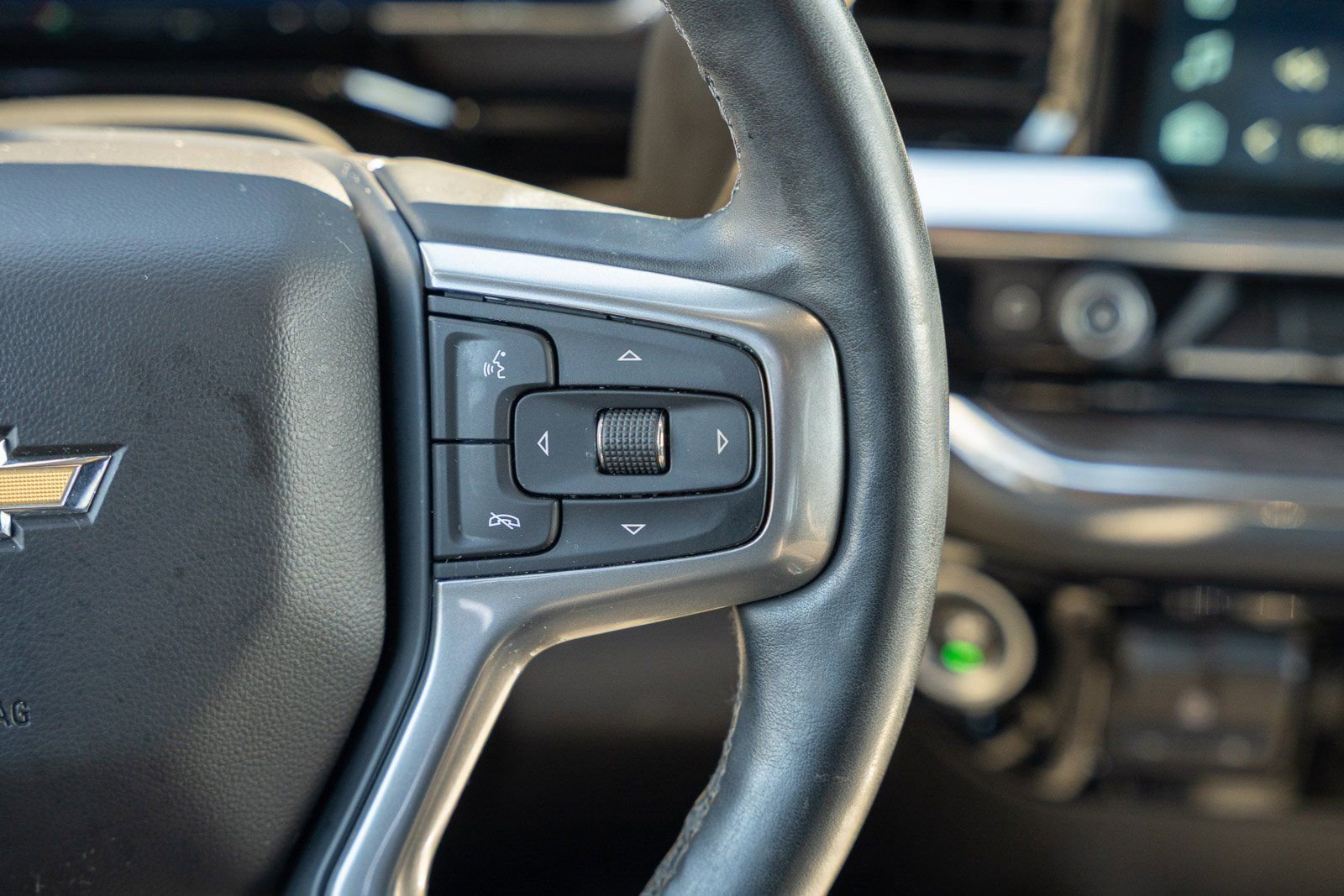 Used 2024 Chevrolet Silverado 2500 LTZ w/ LTZ Plus Package image 36