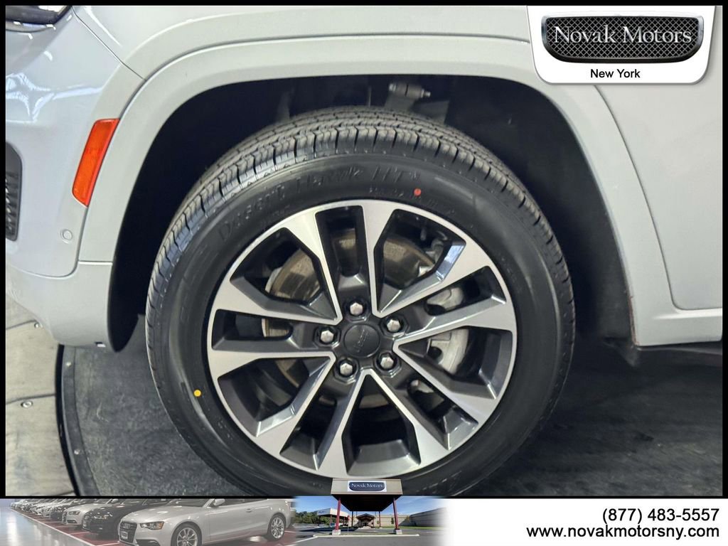 Used 2021 Jeep Grand Cherokee L Overland image 9