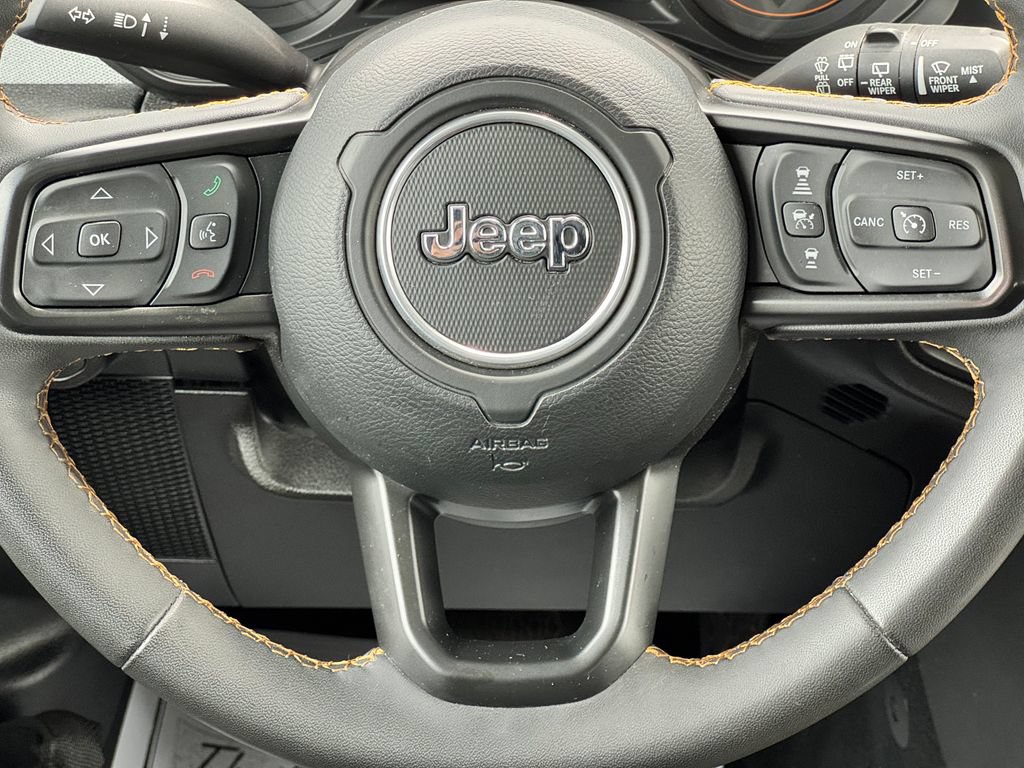 Used 2024 Jeep Wrangler Unlimited Sport AWD/4WD image 17
