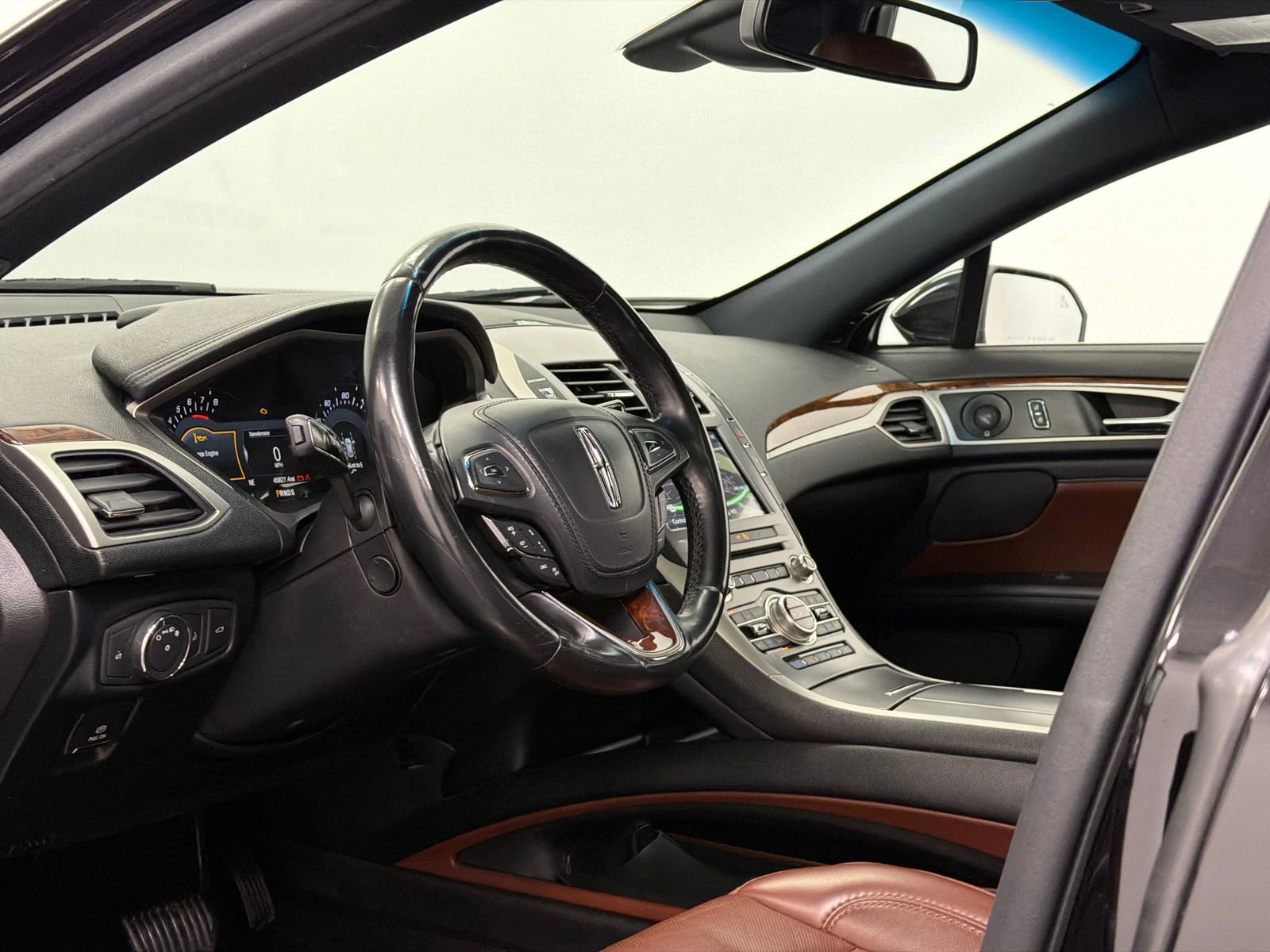 Used 2019 Lincoln MKZ Reserve image 13