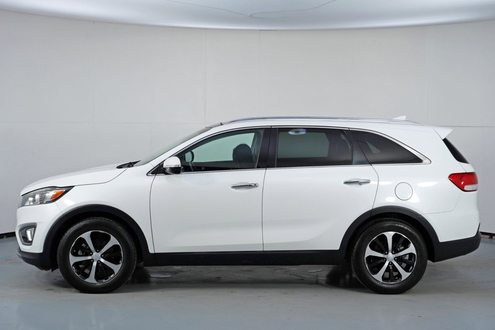 Used 2017 Kia Sorento EX w/ EX Advanced Touring Package image 45