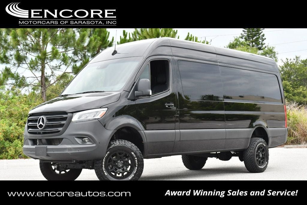 Used 2024 Mercedes-Benz Sprinter 2500 video 1