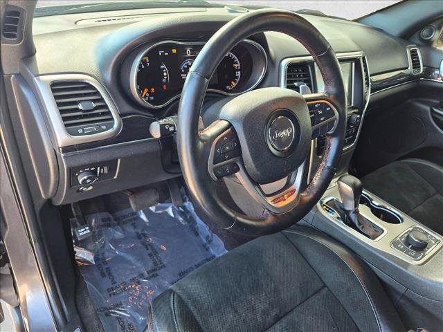 Used 2017 Jeep Grand Cherokee Trailhawk AWD/4WD image 10