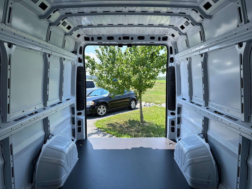 New 2026 RAM ProMaster 3500 w/ Advanced Safety Group FWD image 9