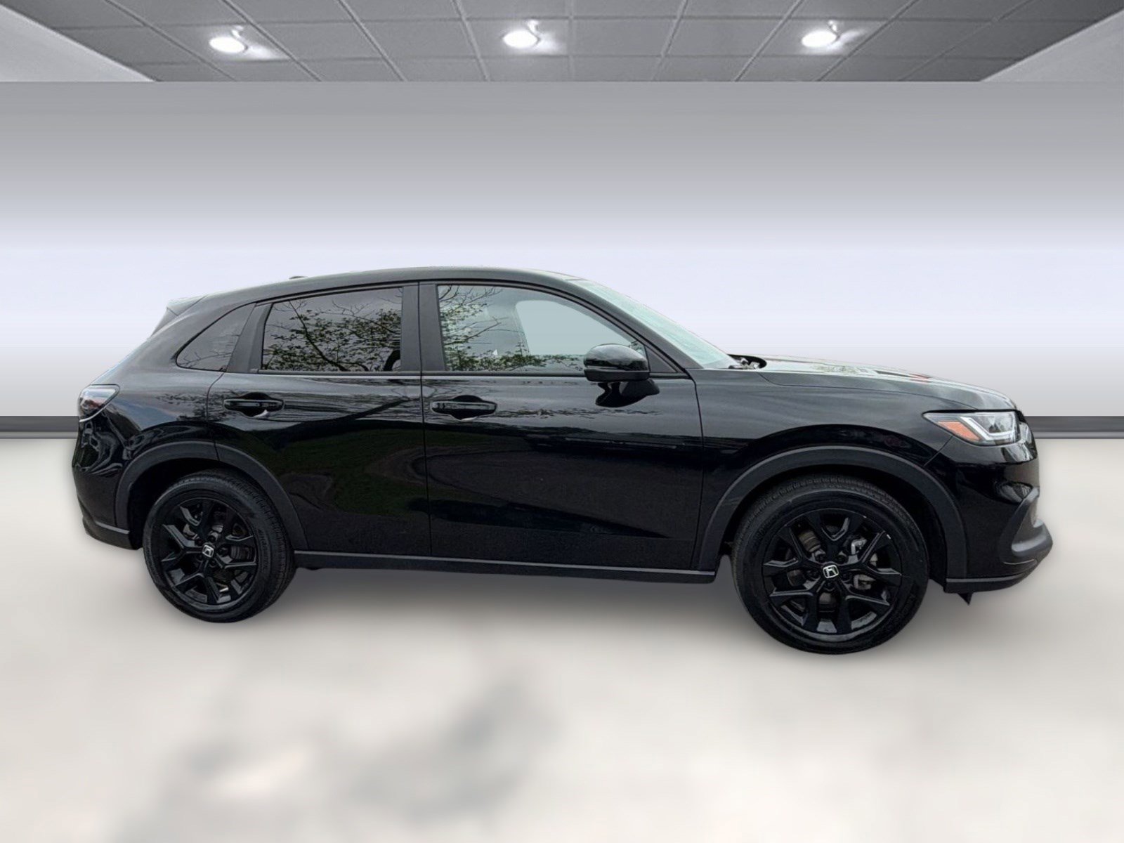Used 2025 Honda HR-V Sport image 8