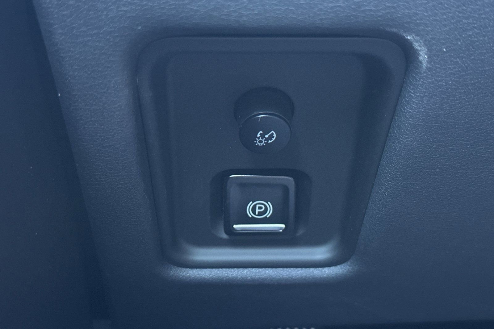 Certified 2025 Chevrolet Corvette Stingray Coupe w/ 1LT image 33