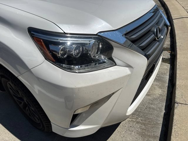 Used 2017 Lexus GX 460 w/ Navigation Package AWD/4WD image 8