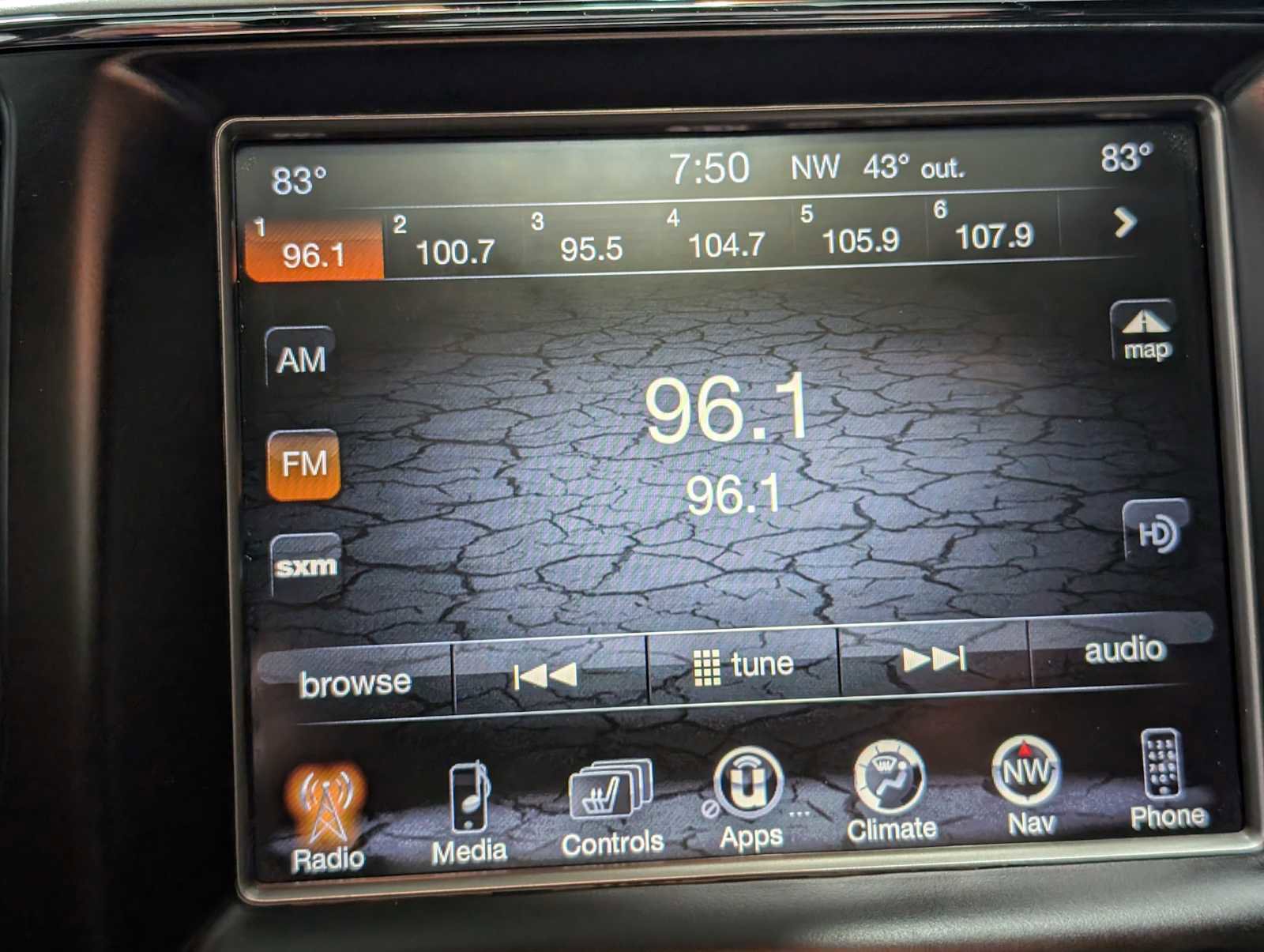 Used 2017 Jeep Grand Cherokee Trailhawk AWD/4WD image 26