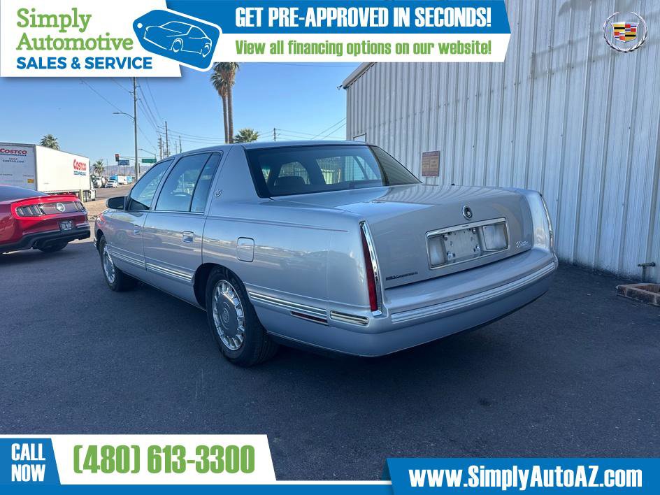 Used 1997 Cadillac De Ville Sedan FWD image 8
