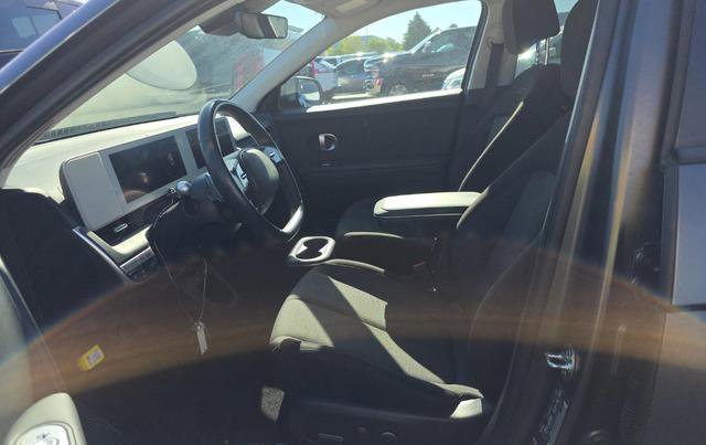Used 2024 Hyundai Ioniq 5 SEL AWD/4WD image 5