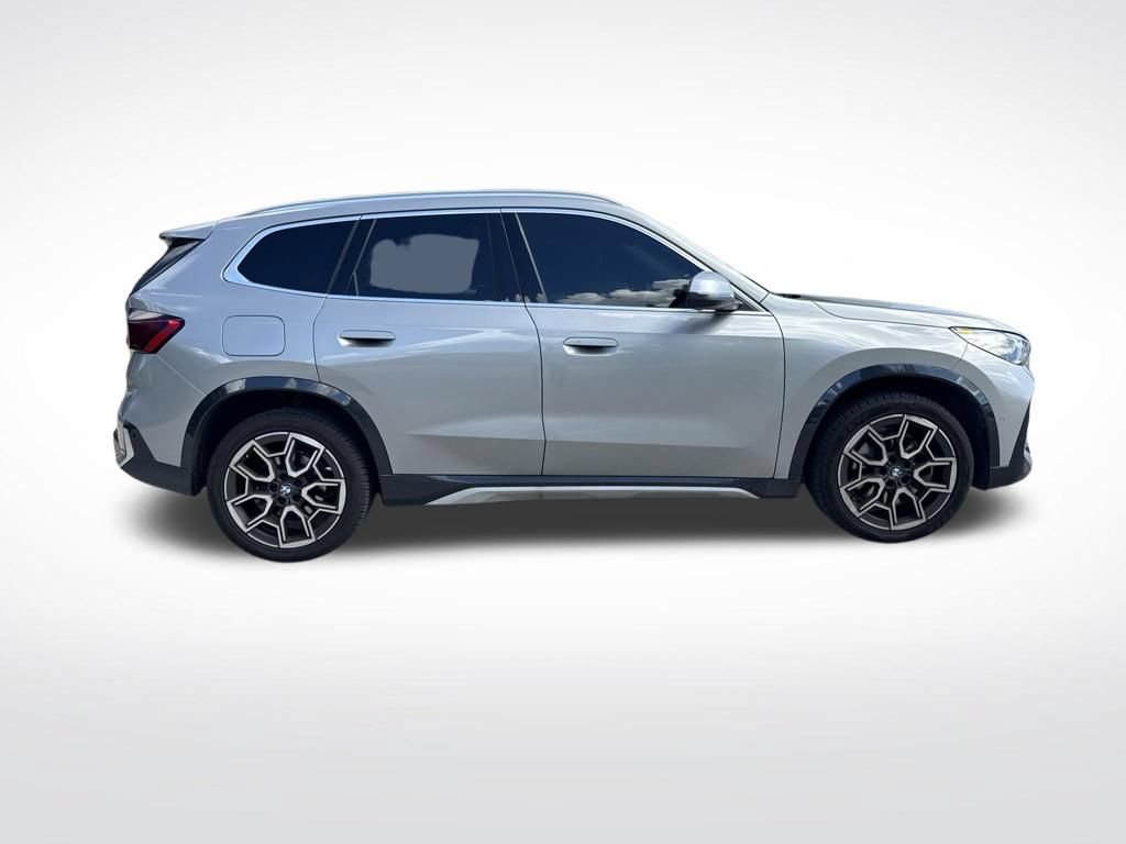 Used 2024 BMW X1 xDrive28i w/ Convenience Package AWD/4WD image 4