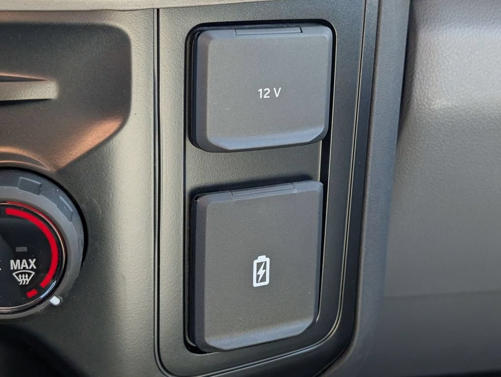 New 2026 Ford F550 4x4 Regular Cab Super Duty image 30