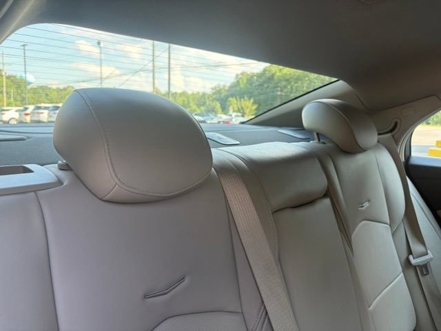 Used 2018 Cadillac CTS Luxury RWD image 25