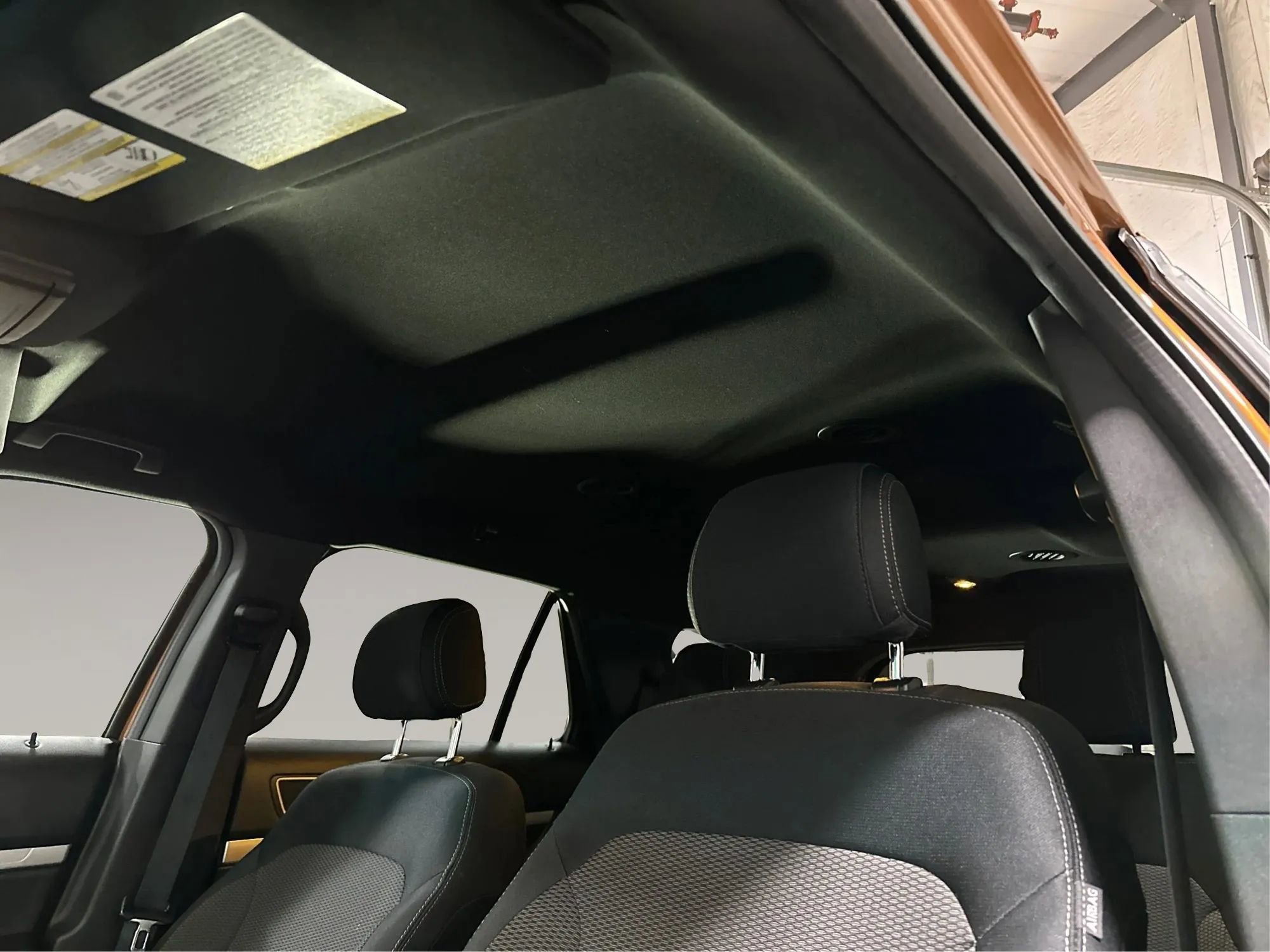 Used 2017 Ford Explorer XLT image 22