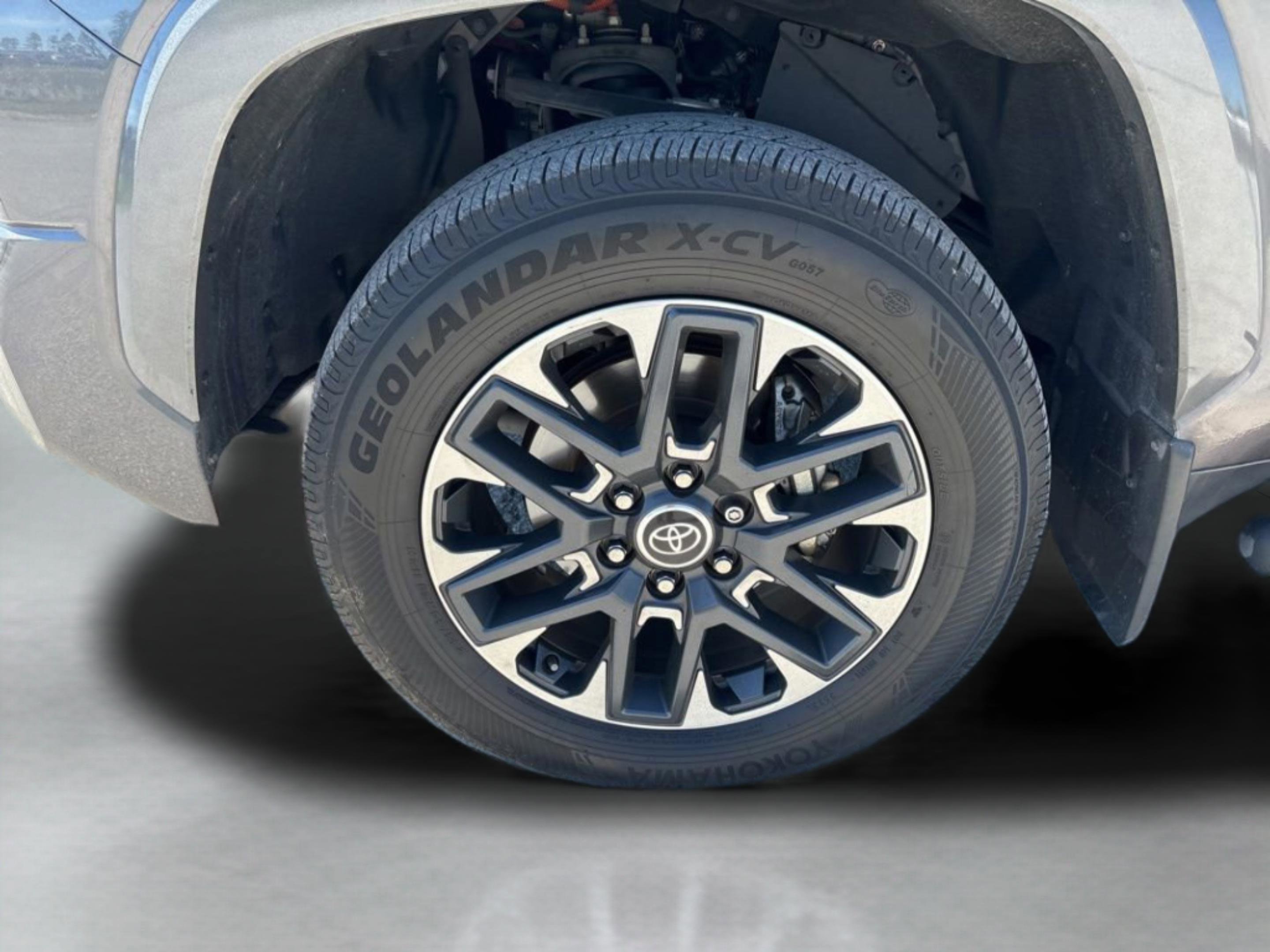 Used 2024 Toyota Tundra Limited image 49