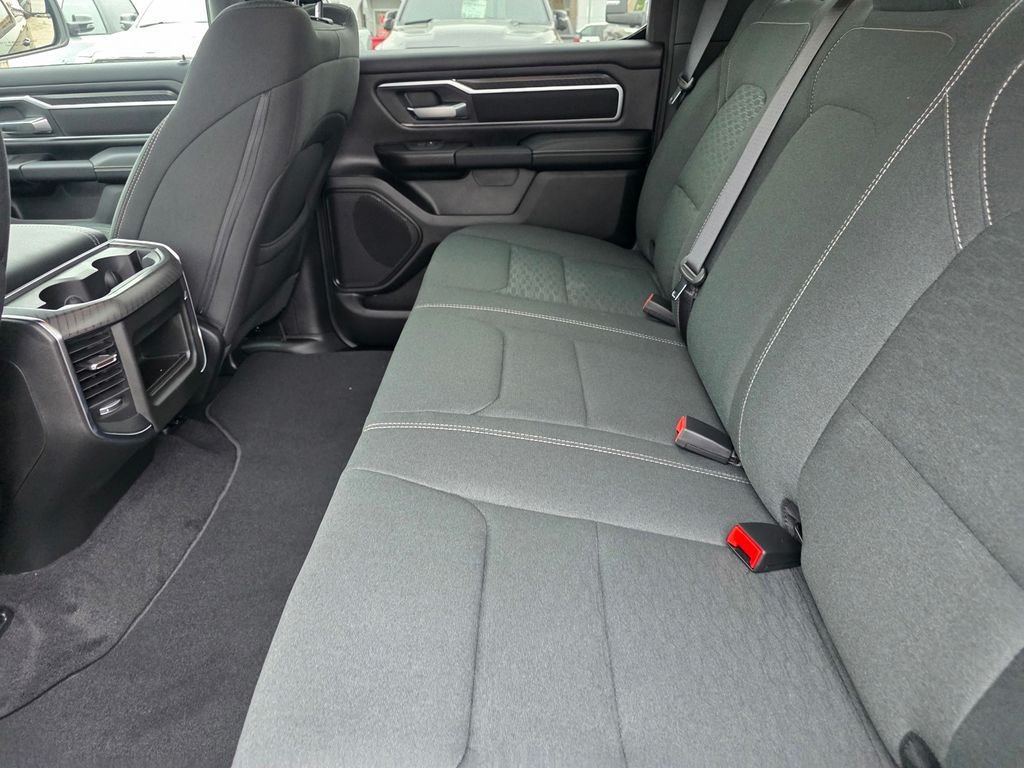New 2026 RAM 1500 4x4 Crew Cab image 9