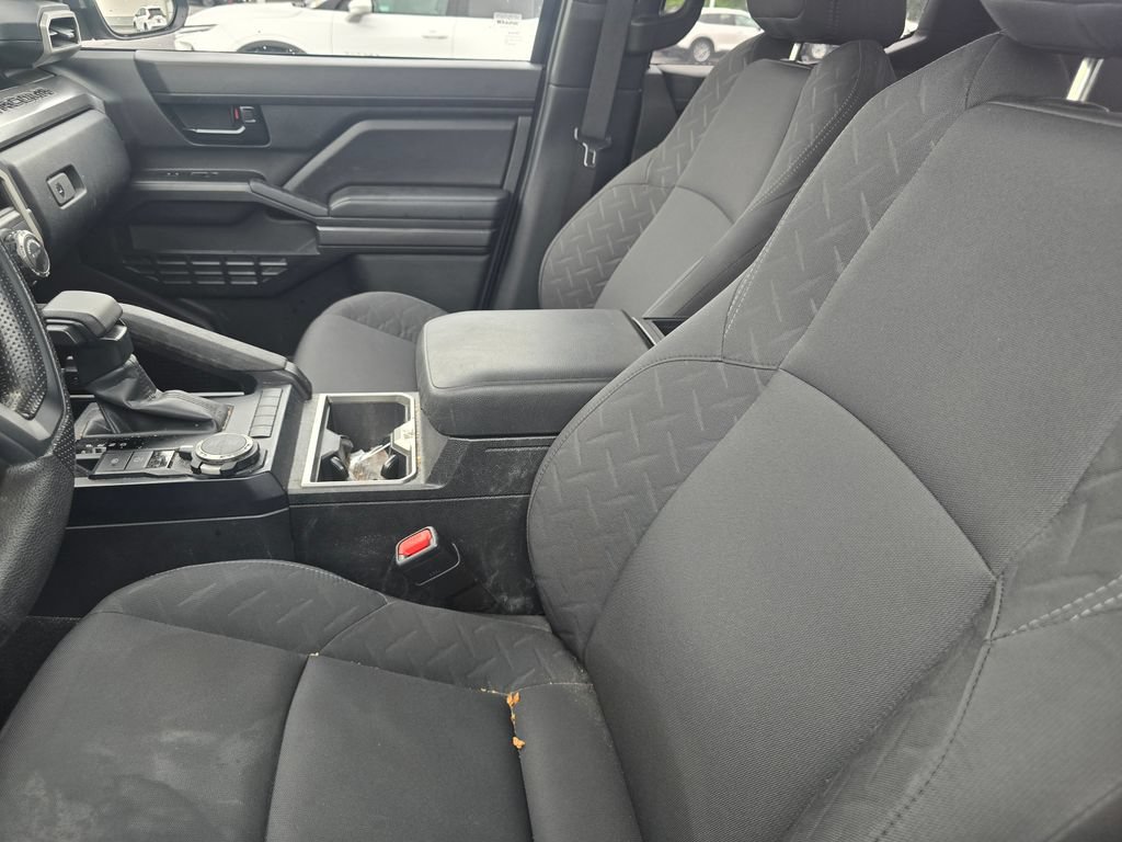 Certified 2024 Toyota Tacoma SR5 AWD/4WD image 23