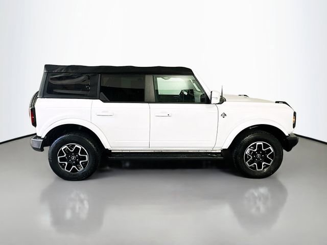 Used 2022 Ford Bronco Outer Banks image 8