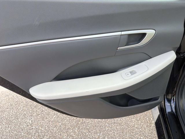 Used 2025 Hyundai Sonata SEL FWD image 18