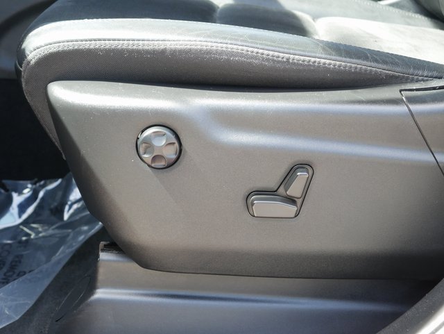 Used 2022 Jeep Grand Cherokee Laredo X image 15