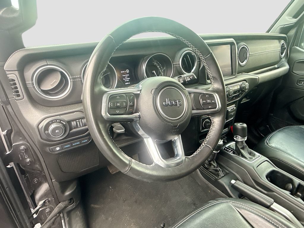 Used 2022 Jeep Wrangler Unlimited Sahara AWD/4WD image 12