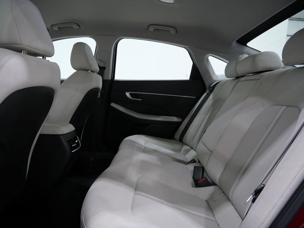 Used 2025 Hyundai Sonata SEL FWD image 24
