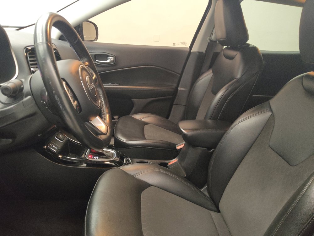Used 2019 Jeep Compass Altitude image 17