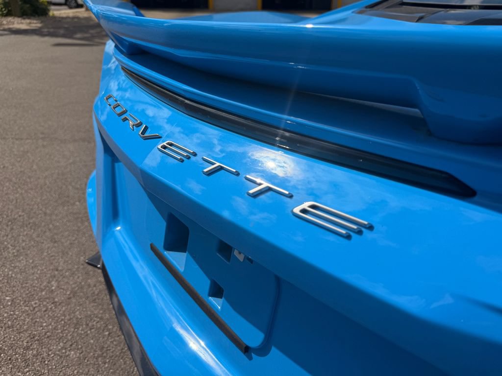 Certified 2021 Chevrolet Corvette Stingray Preferred Cpe w/ Z51 Performance Package RWD image 24