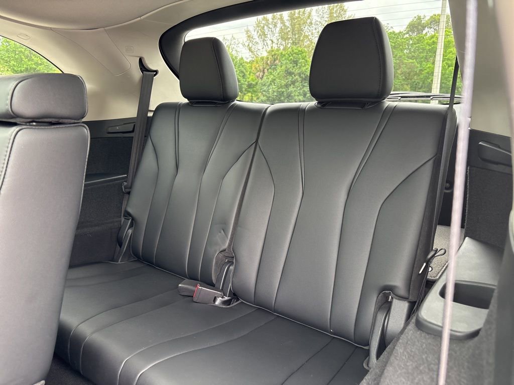 Used 2023 Acura MDX FWD image 24