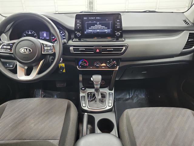 Used 2021 Kia Seltos LX image 12