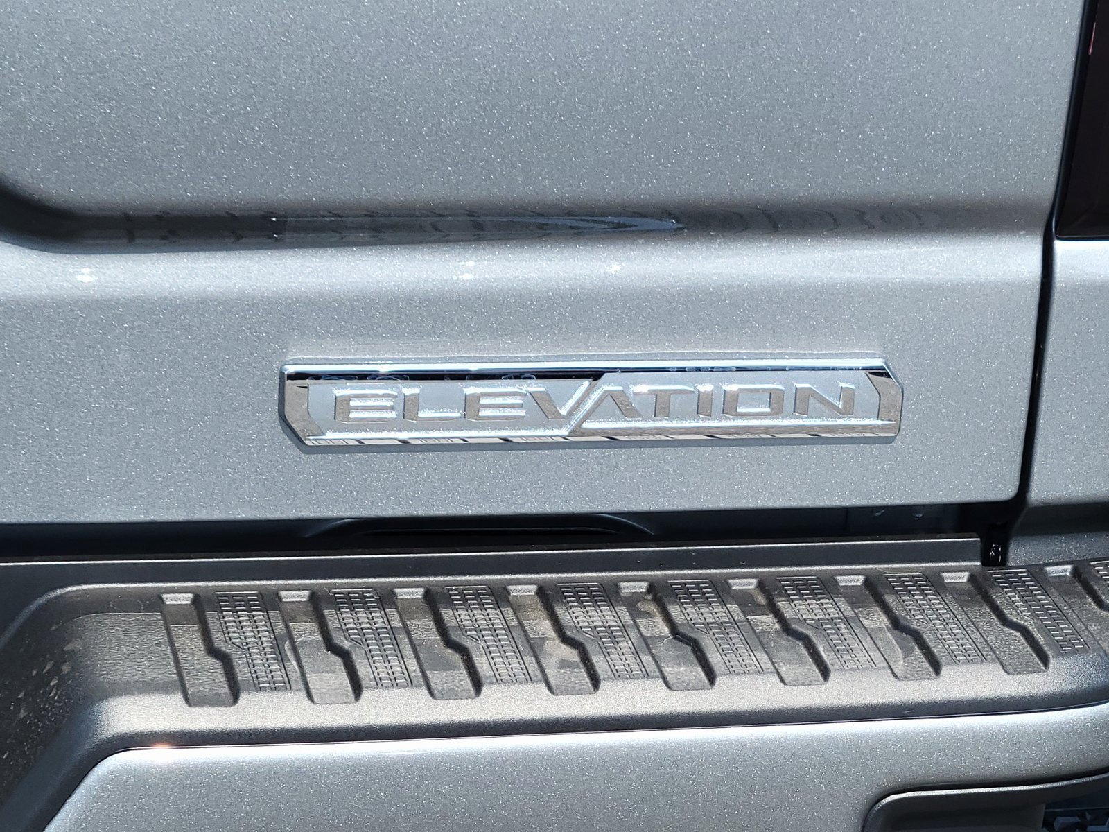 New 2026 GMC Sierra 1500 Elevation image 10