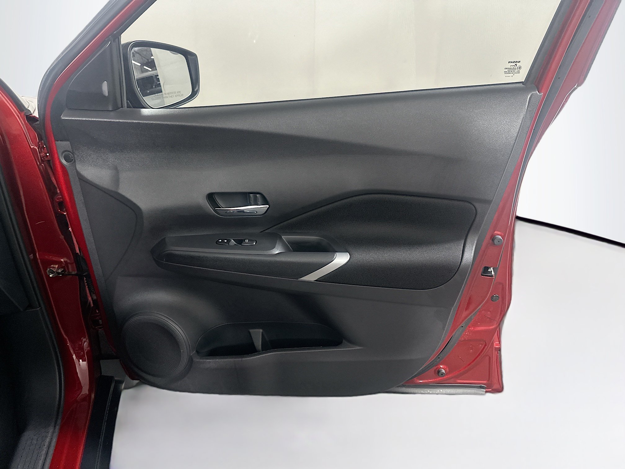 Used 2024 Nissan Kicks SV FWD image 29