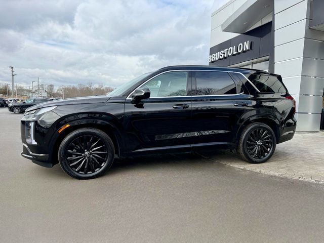 Used 2024 Hyundai Palisade Calligraphy image 6