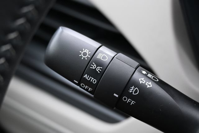New 2026 Subaru Forester Premium AWD/4WD image 32