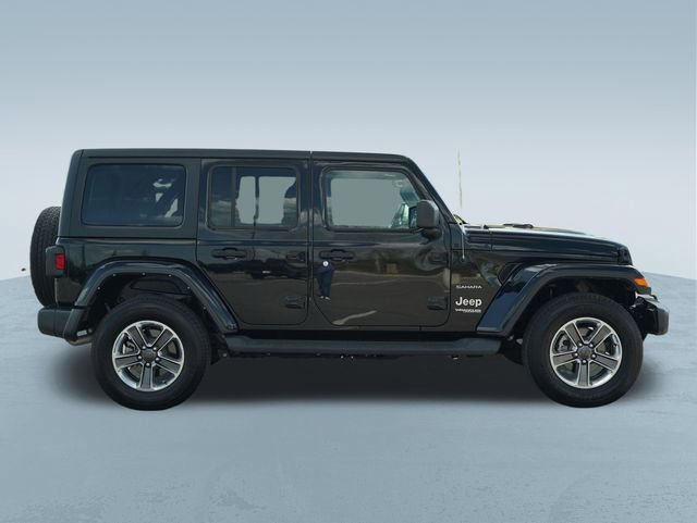 Used 2022 Jeep Wrangler Unlimited Sahara w/ Dual Top Group image 10