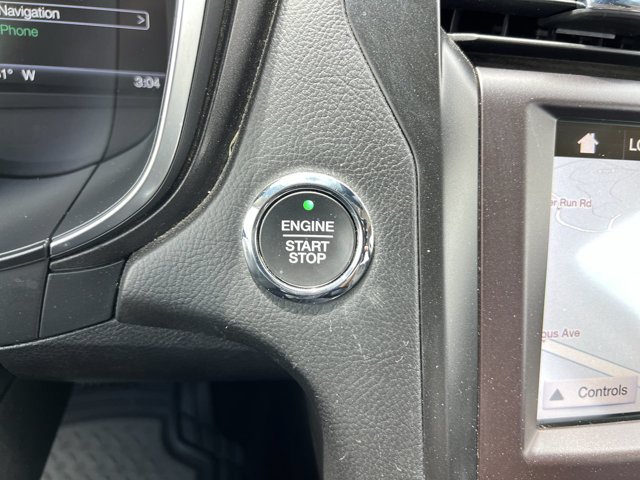 Used 2019 Ford Fusion Titanium FWD image 17