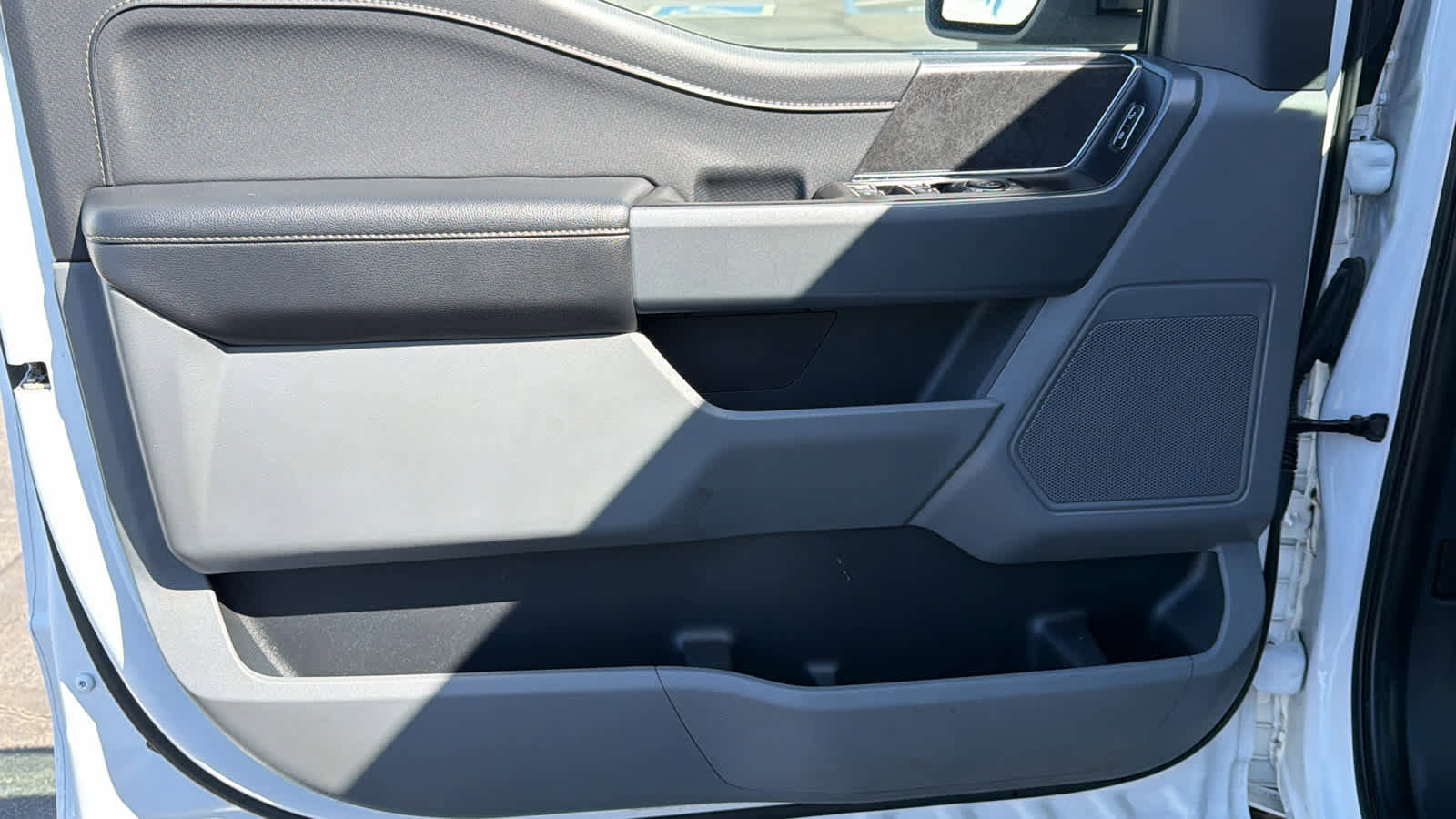 Used 2024 Ford F150 XLT w/ FX4 Off-Road Package AWD/4WD image 23