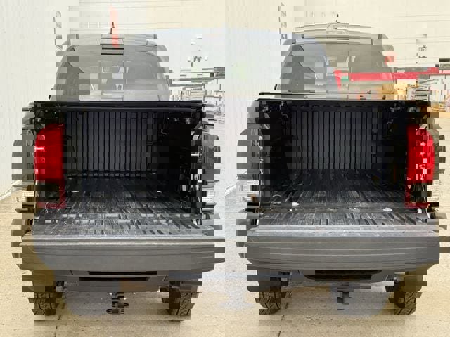 Used 2019 Toyota Tacoma TRD Sport w/ Technology Package image 33