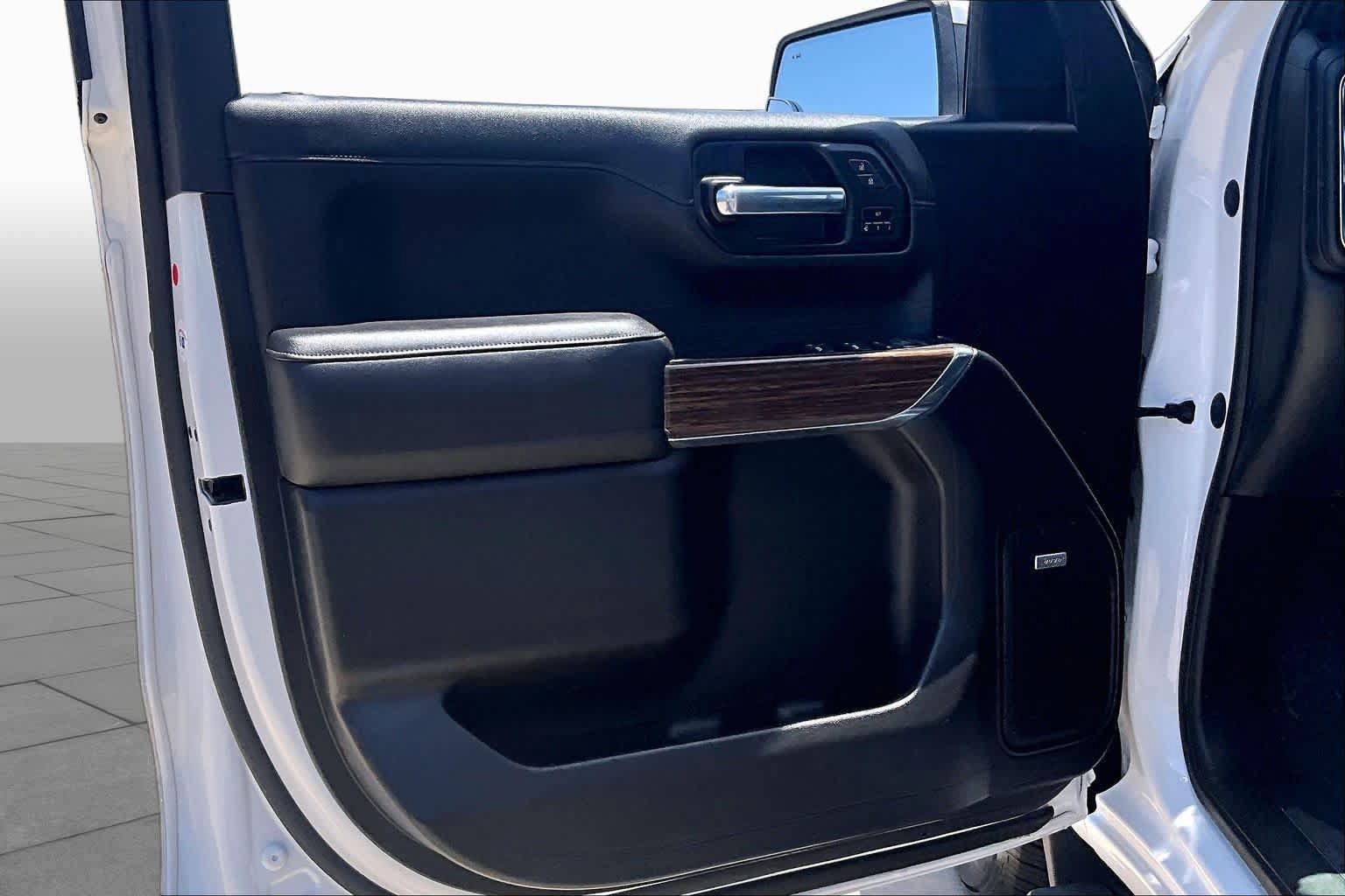 Used 2022 Chevrolet Silverado 1500 High Country AWD/4WD image 22