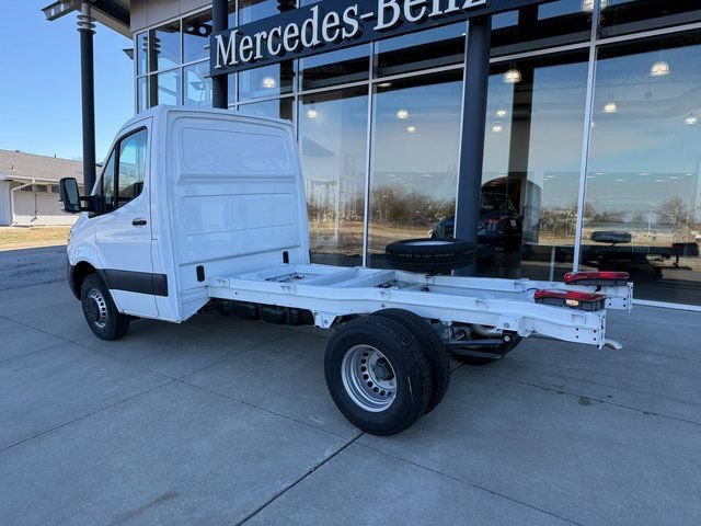 Used 2024 Mercedes-Benz Sprinter 4500 image 6