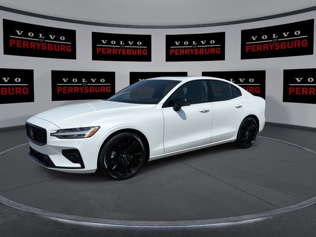 Used 2023 Volvo S60 B5 Plus w/ Climate Package AWD/4WD image 4