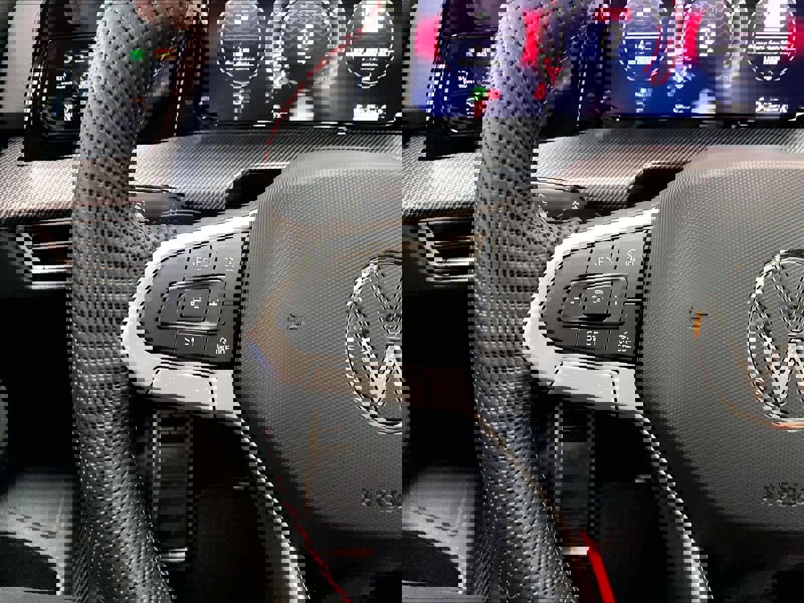 New 2026 Volkswagen GTI SE image 17