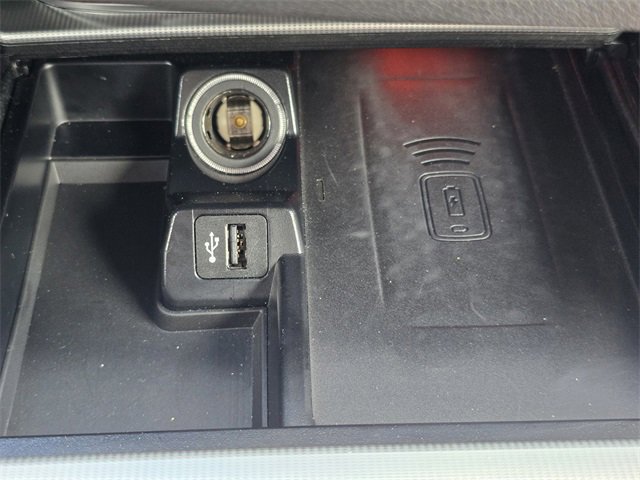 Used 2024 BMW Z4 M40i w/ Premium Package image 24