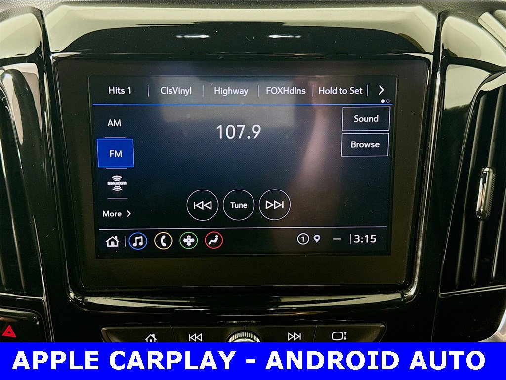 Used 2022 Chevrolet Traverse LT image 5