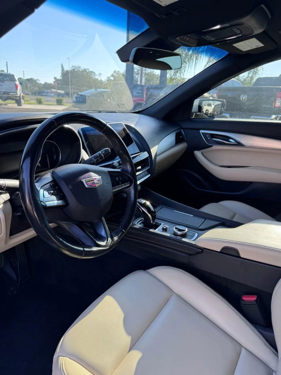 Used 2021 Cadillac CT5 Luxury w/ Cold Weather Package RWD image 9